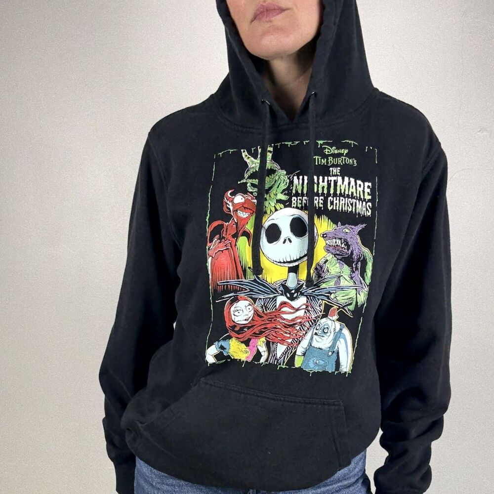 Hot Topic Nightmare Before Christmas Halloween Disney Sweatshirt - Large